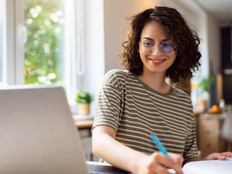 10 of the best web development courses for beginners.