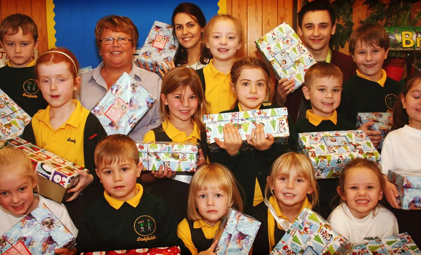 Fifteen Get Festive Helping Operation Christmas Child